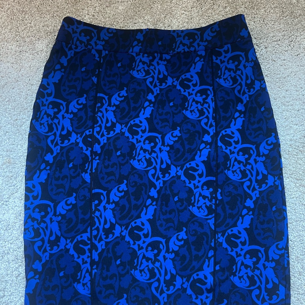 Elegant Blue Patterned Skirt
